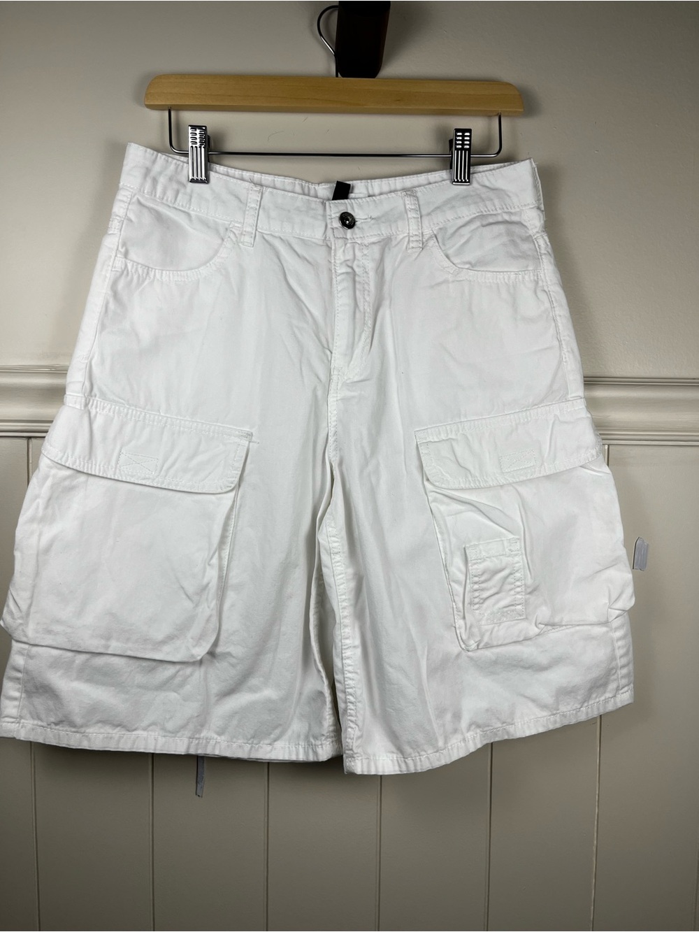 Divided H&M White Men’s Cargo Shorts - Lightweight Utility size 32 - Picture 9 of 9